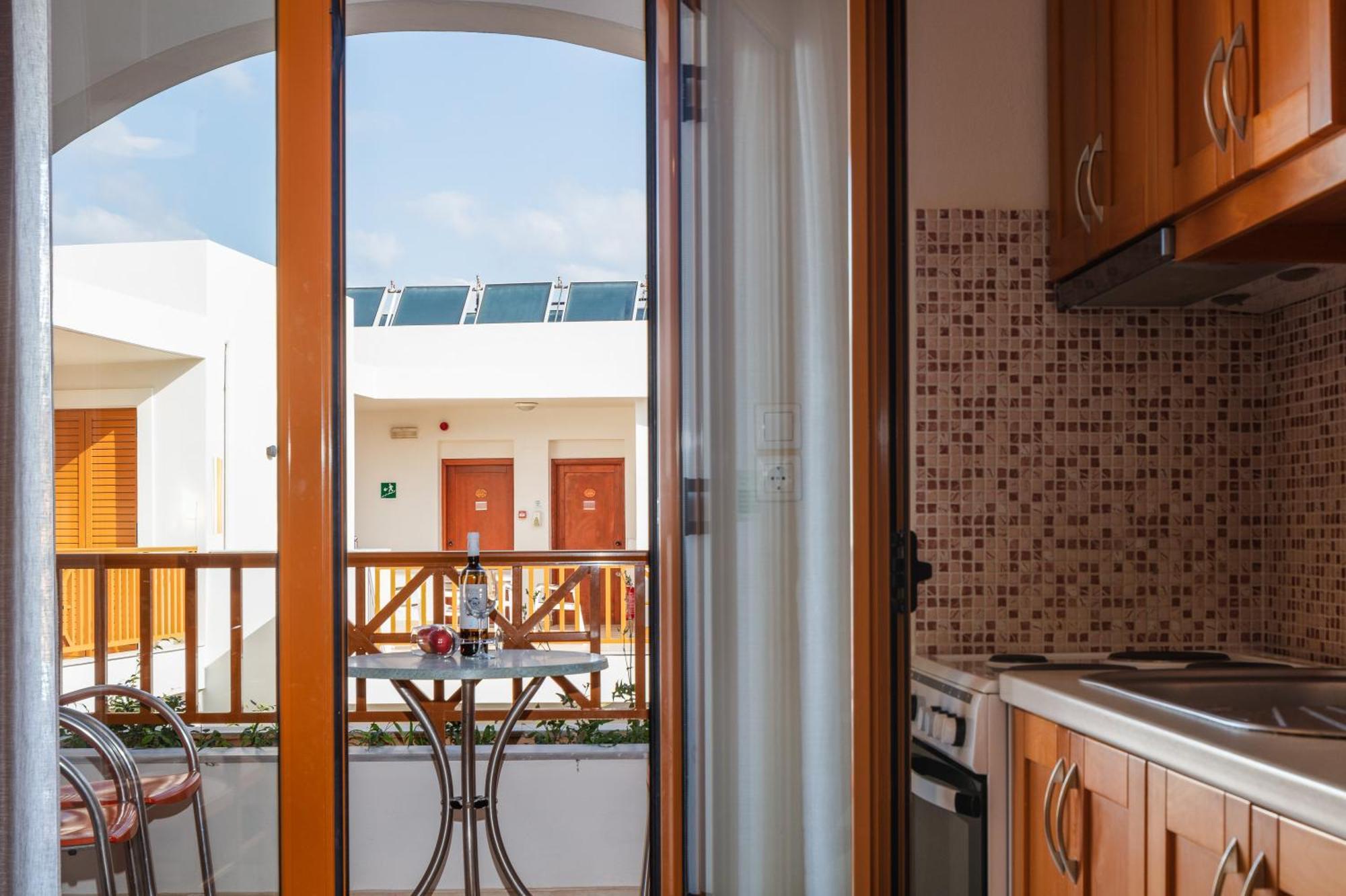 Aristea Hotel Rethymno  Room photo